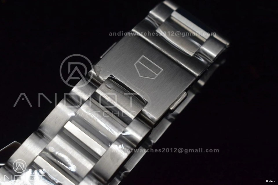 SS 01 on A1887 Chrono Best Black Calibre Dial Bracelet SS XF Strap 1:1 Edition Heuer 0209